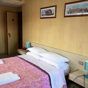 *** Hotel Socrate Italie