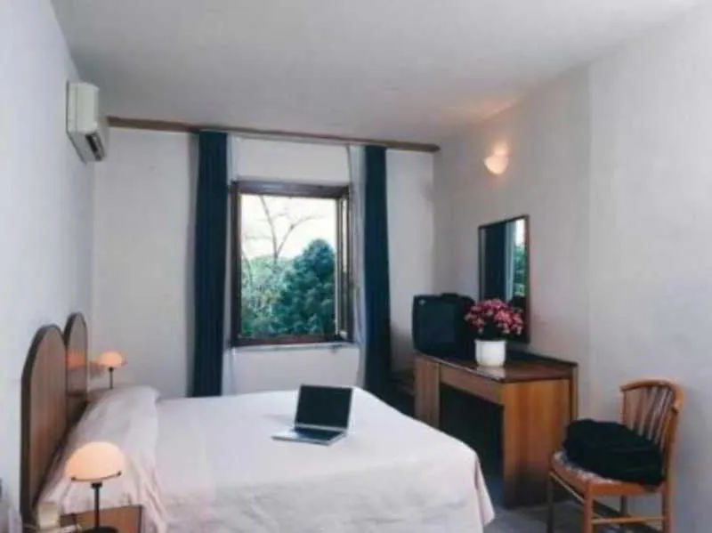Hotel Francesco Pisa 3*,